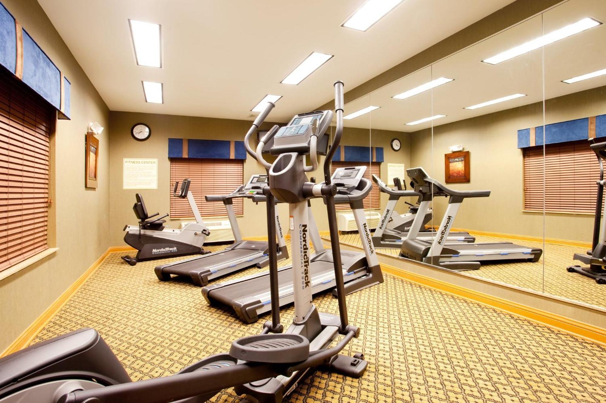 Holiday Inn Express Hotel & Suites Chicago South Lansing By Ihg Extérieur photo